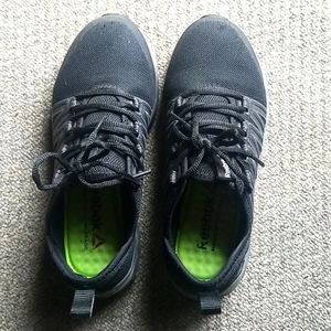 Womens steel toe shoes